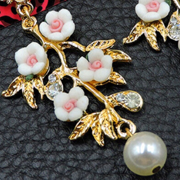 Gold Color Alloy Rhinestone Pearl Flower Pink Drop Jewel earrings Betsey Johnson - Picture 7 of 9